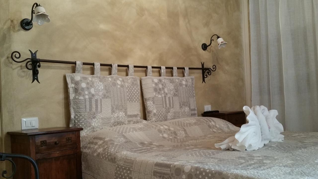 Bed and Breakfast La Casa Delle Rondini Roncoferraro Экстерьер фото