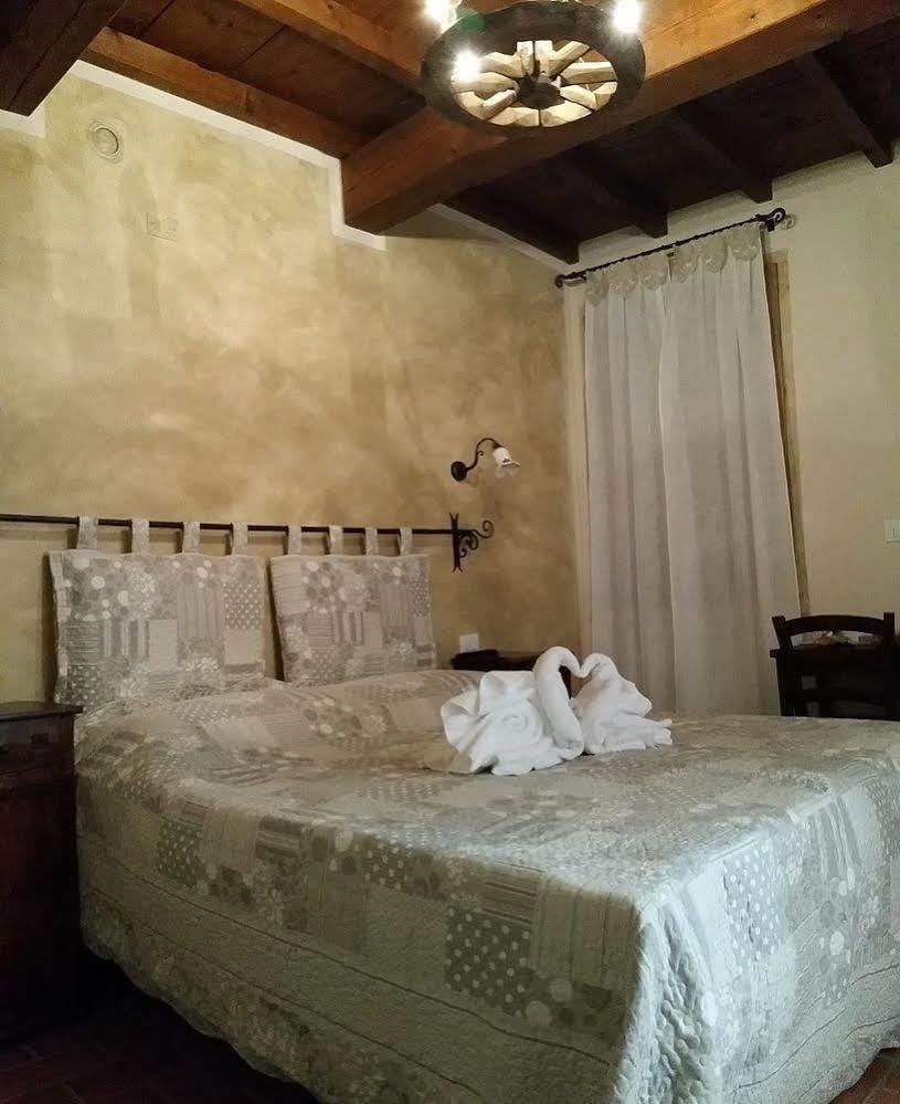 Bed and Breakfast La Casa Delle Rondini Roncoferraro Экстерьер фото