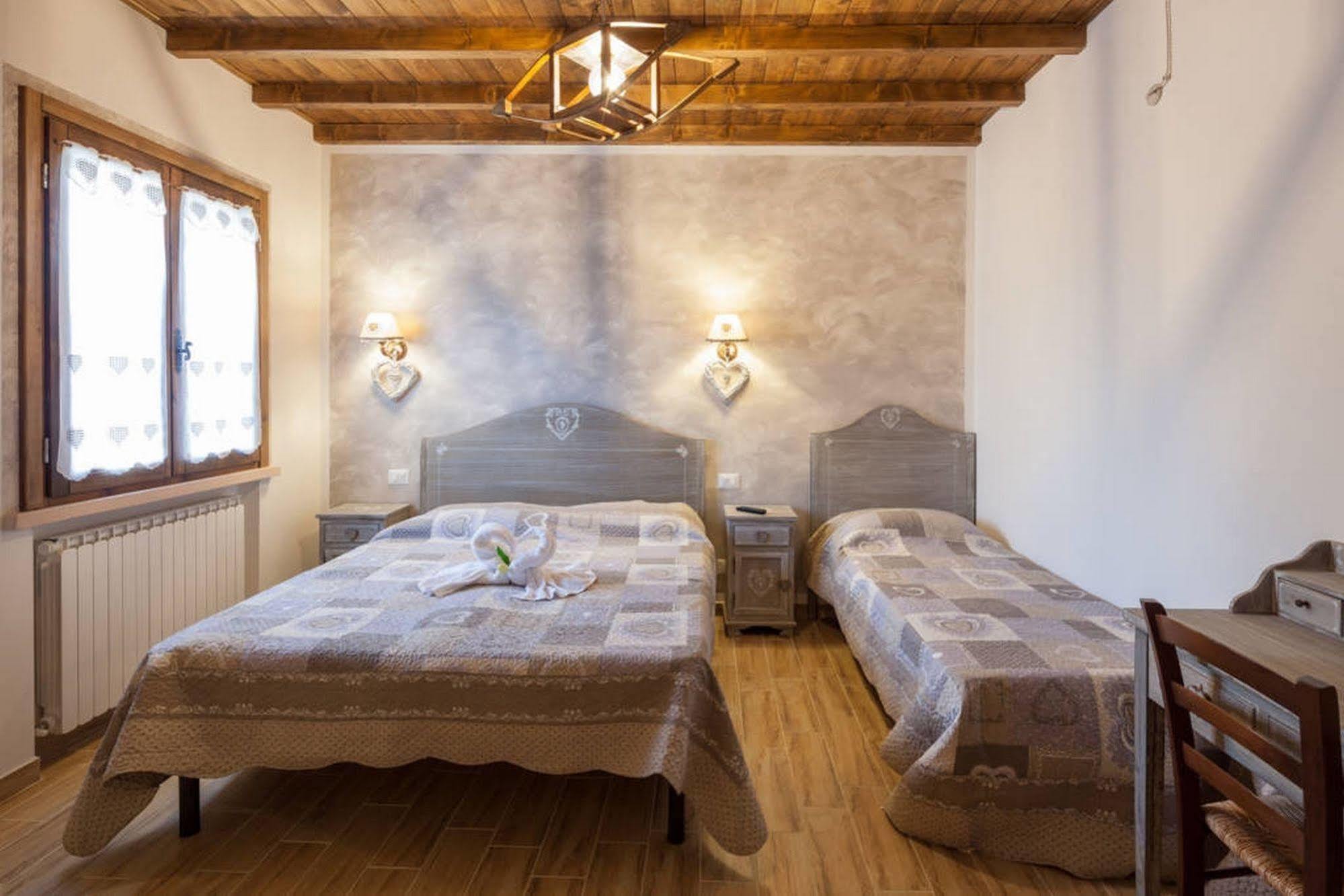Bed and Breakfast La Casa Delle Rondini Roncoferraro Экстерьер фото
